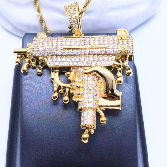 Icy Gold Uzi Pendant + 20" Rope Chain - Picture 4 of 8